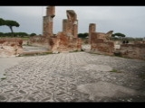 06028 ostia - regio iv - insula x - terme di porta marina (iv,x,1-2) - raum (b) - atrium - blick ri apsis - li apodyterium (c).jpg